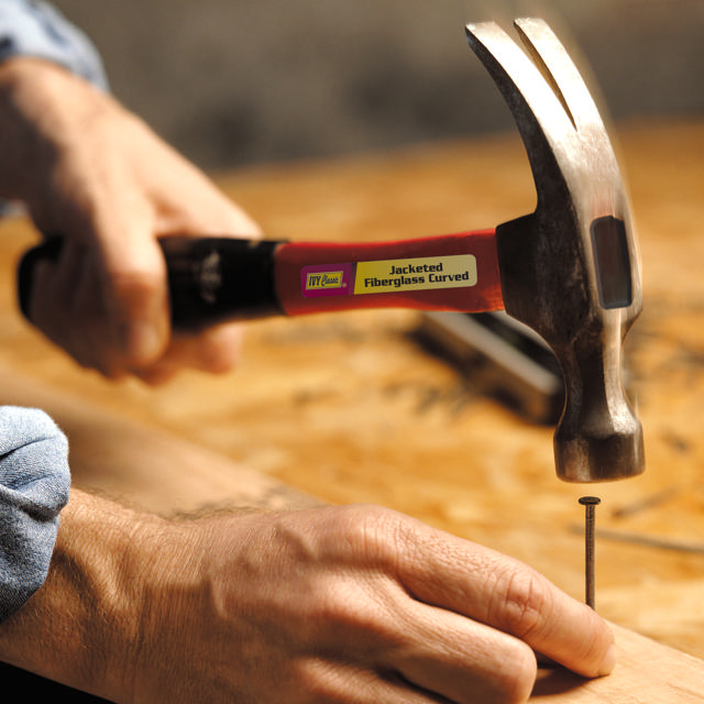 16 oz. Fiberglass Curved Hammer